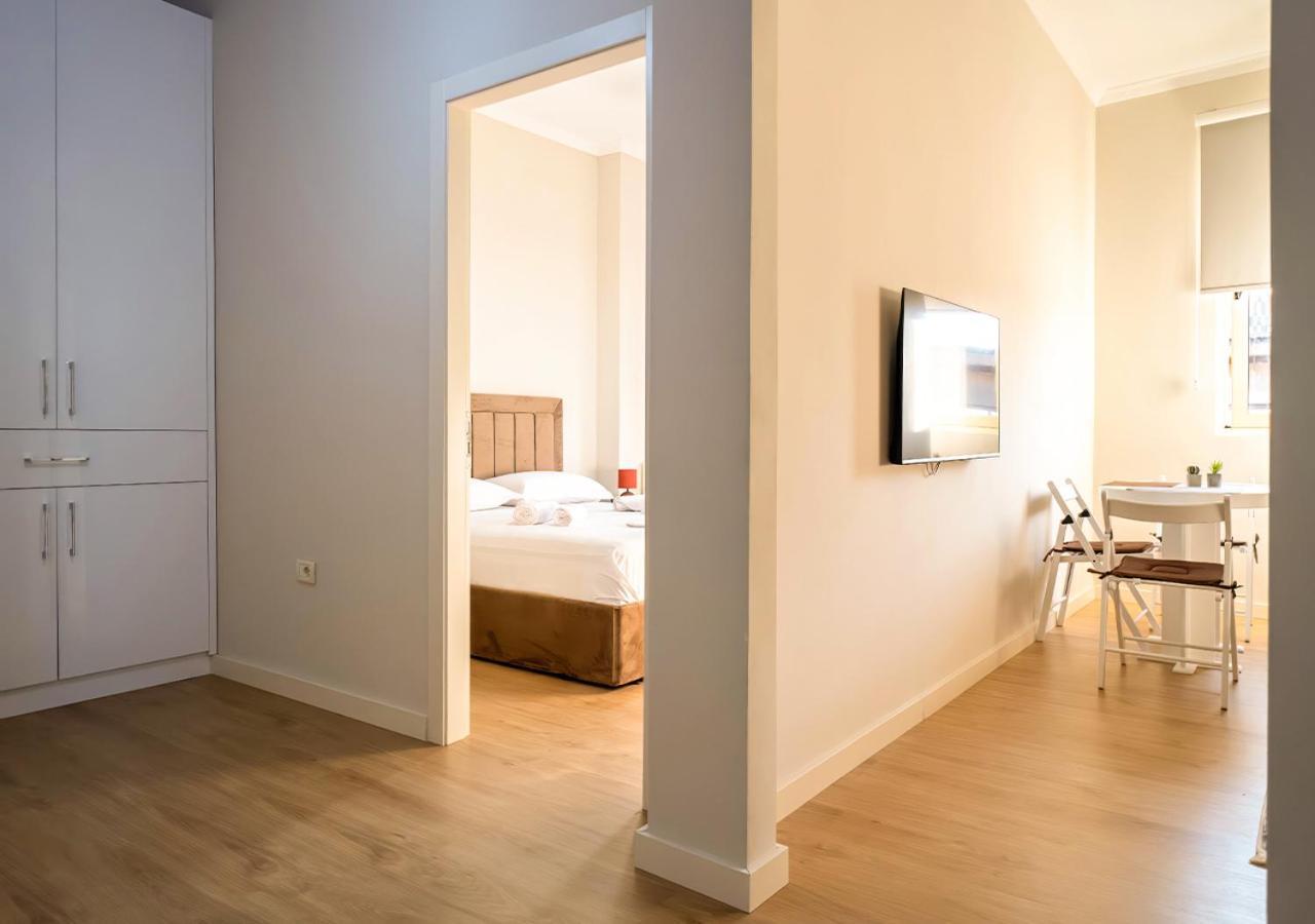 Home Inn Apartment 2 Near City Center Tiranë Eksteriør bilde