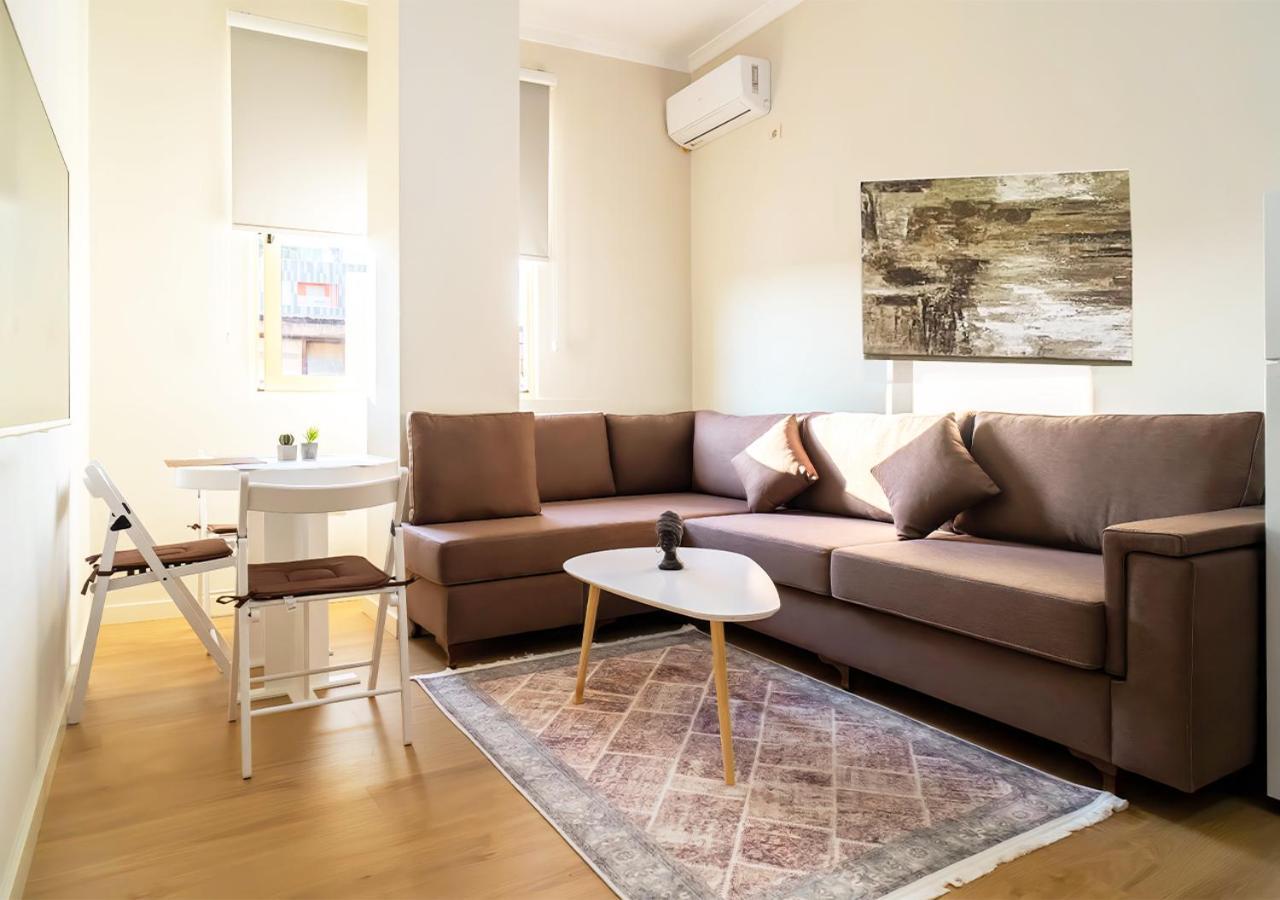 Home Inn Apartment 2 Near City Center Tiranë Eksteriør bilde
